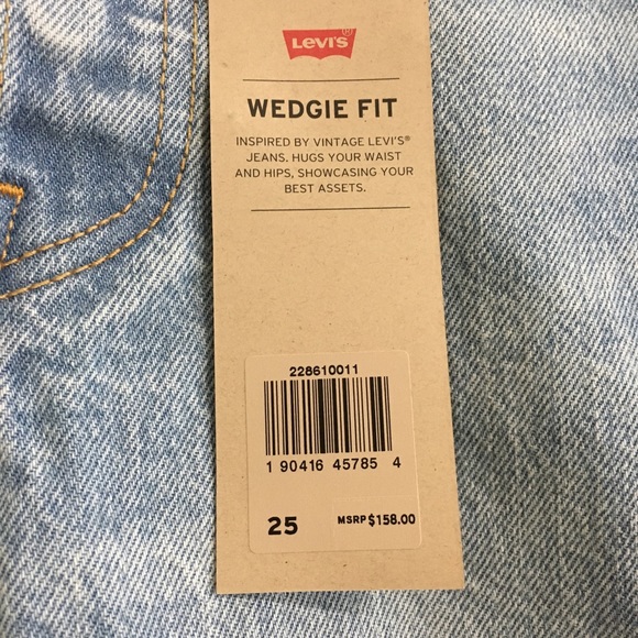 NWT high waisted wedgie Levi’s - Picture 4 of 6